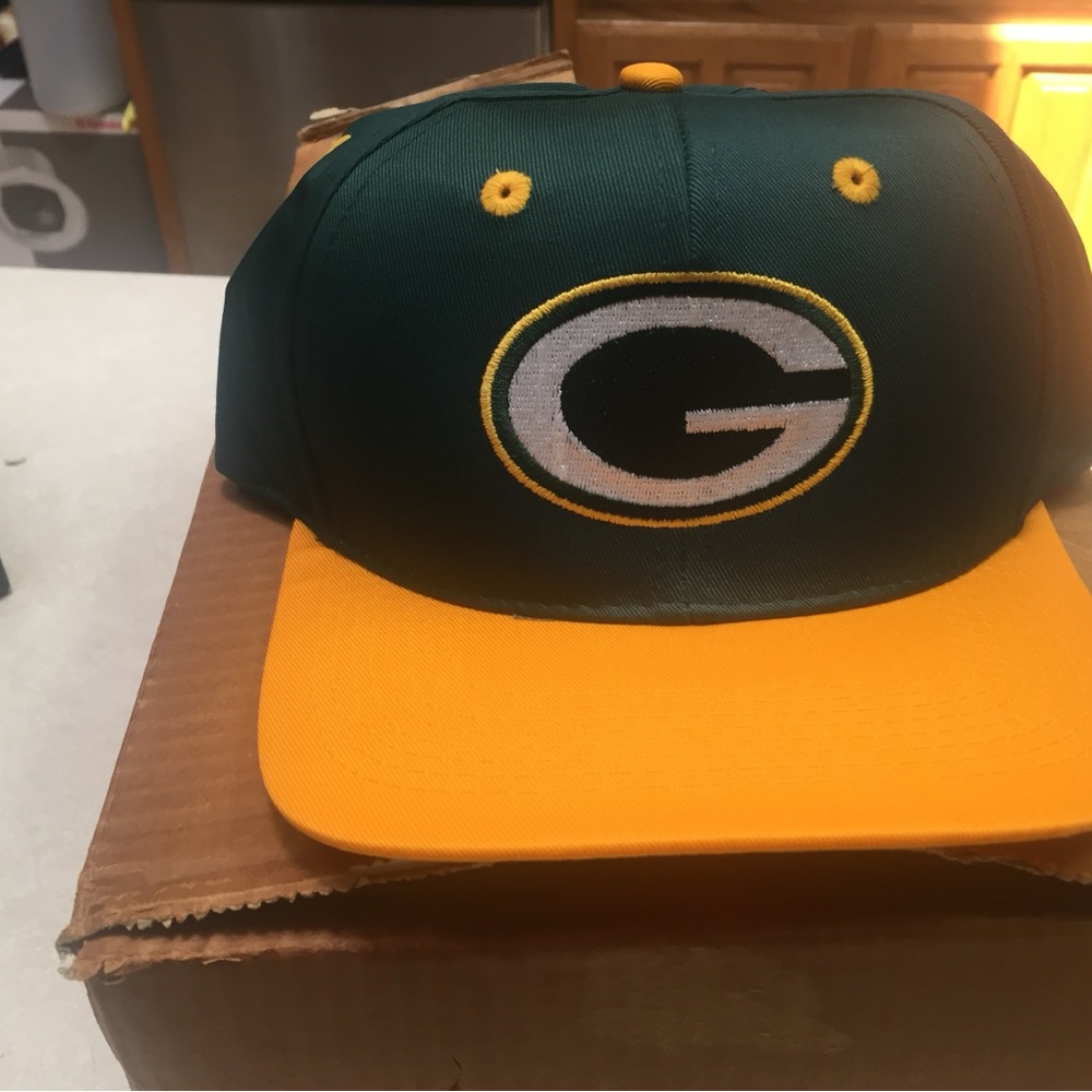 NFL GreenBay Packers  Green and Gold Cap Snap Back  Authentic